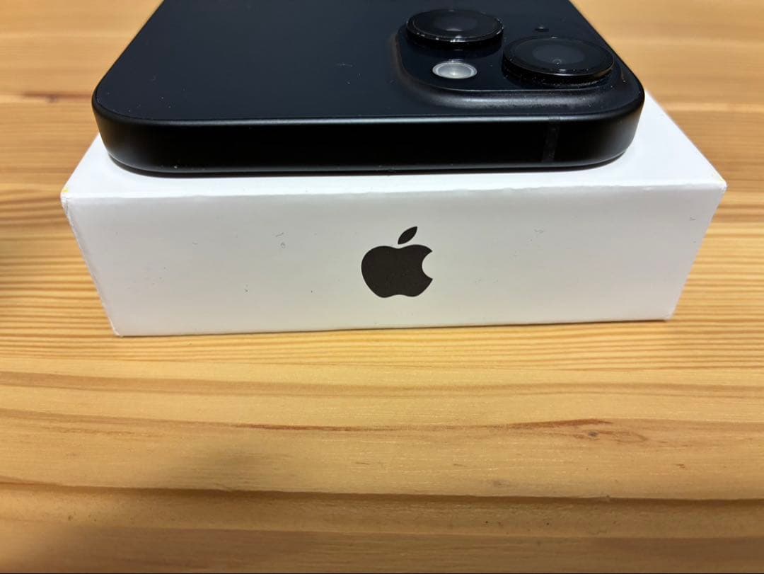 iPhone15plus128GBブラックsimフリー　バッテリー87%