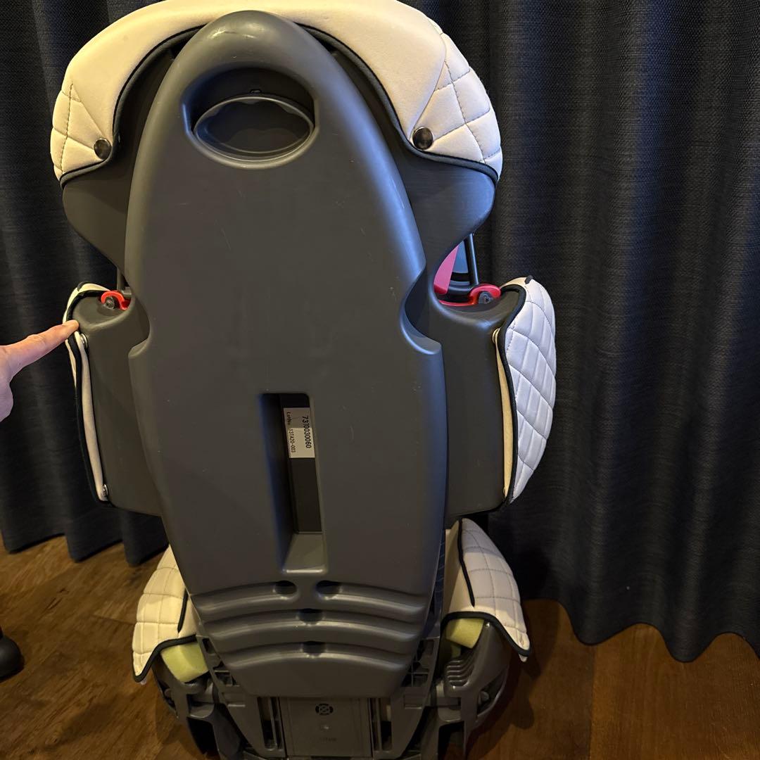 LEXUS レクサス純正ジュニアシート エルゴノミックデザイン3歳〜12歳