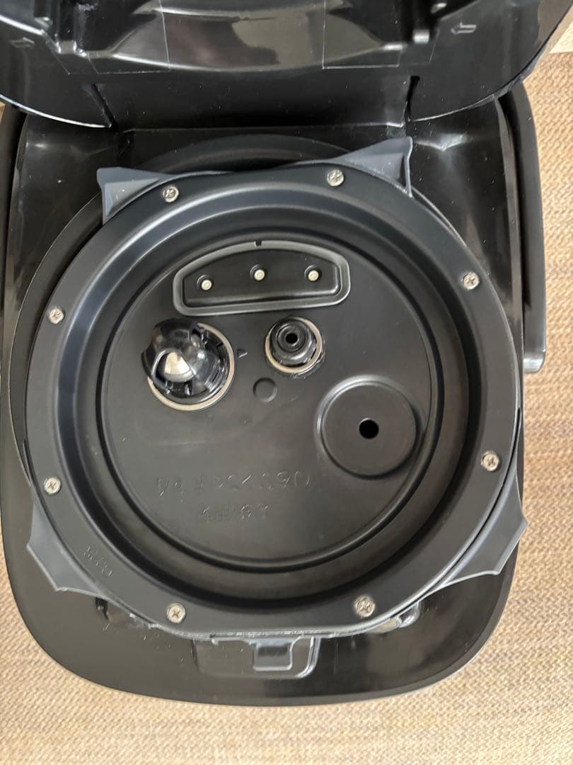 象印 NW-JA10 圧力炊飯器 1.0L ブラック　極め炊き