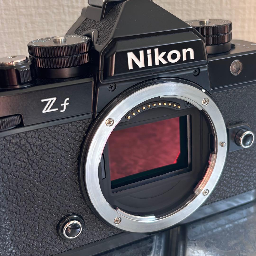 【美品】Nikon Zf 本体　ボディ