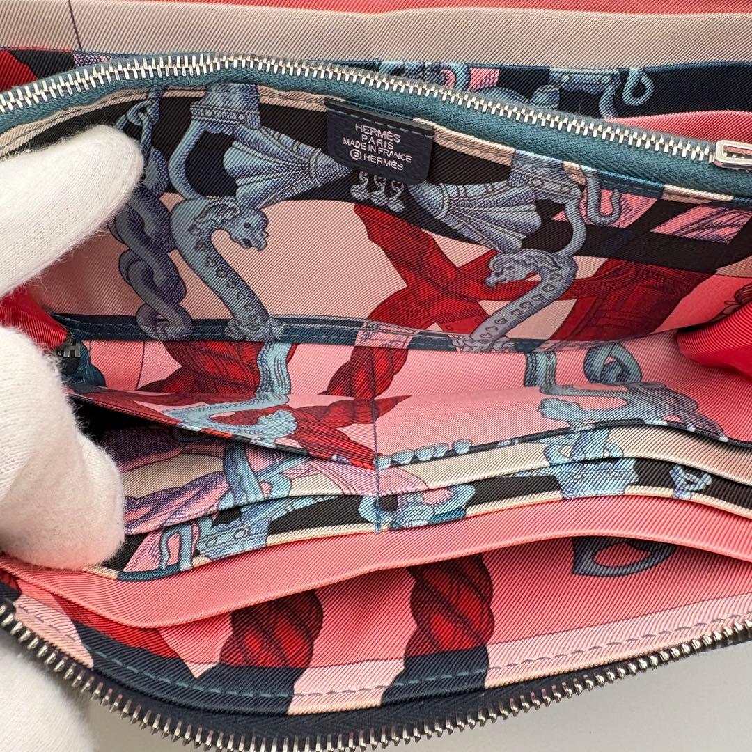 HERMES エルメス アザップロング シルクイン ブルーインディゴ　人気柄