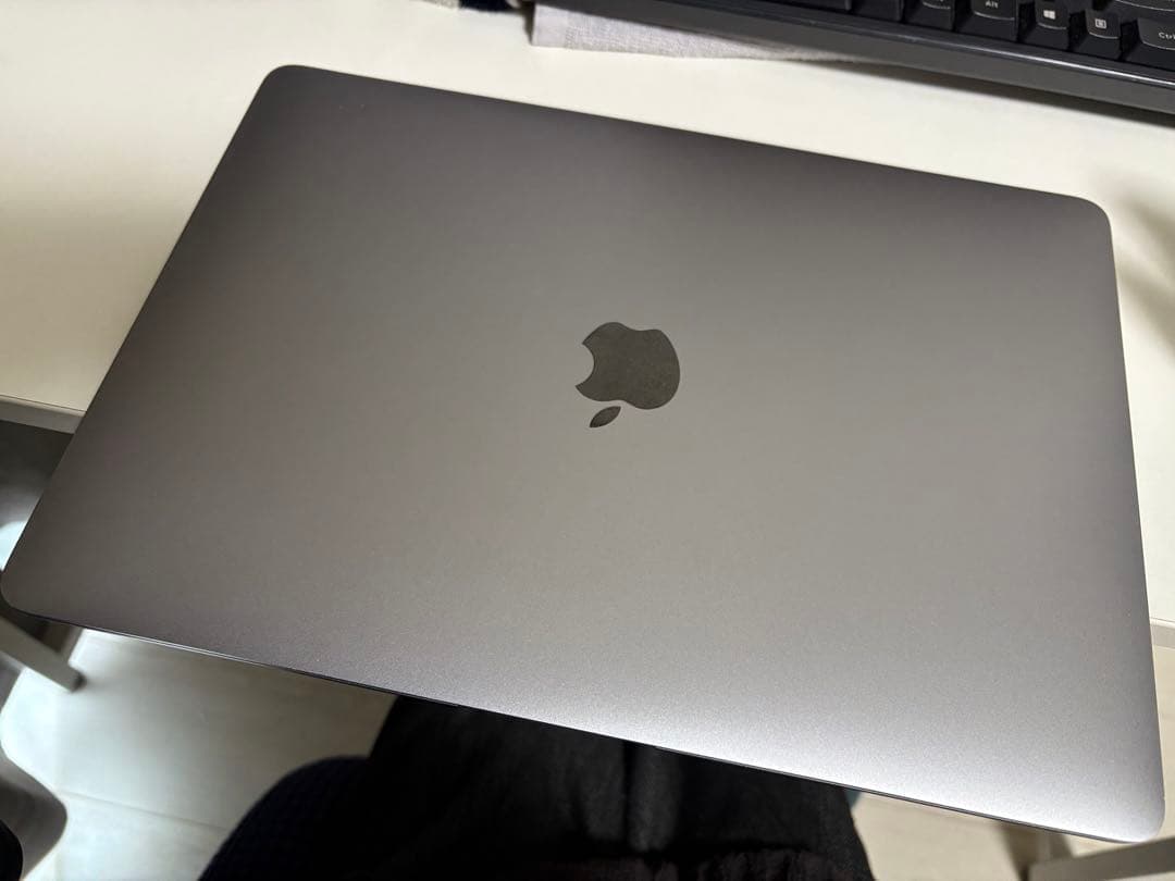 【ほぼ未使用】MacBook Air M1 13インチ8GB