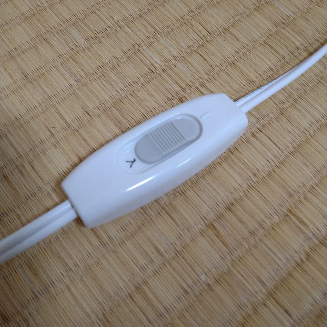 ウインドーラジエーター　窓用ヒーター　伸縮タイプ　120〜190cm　白