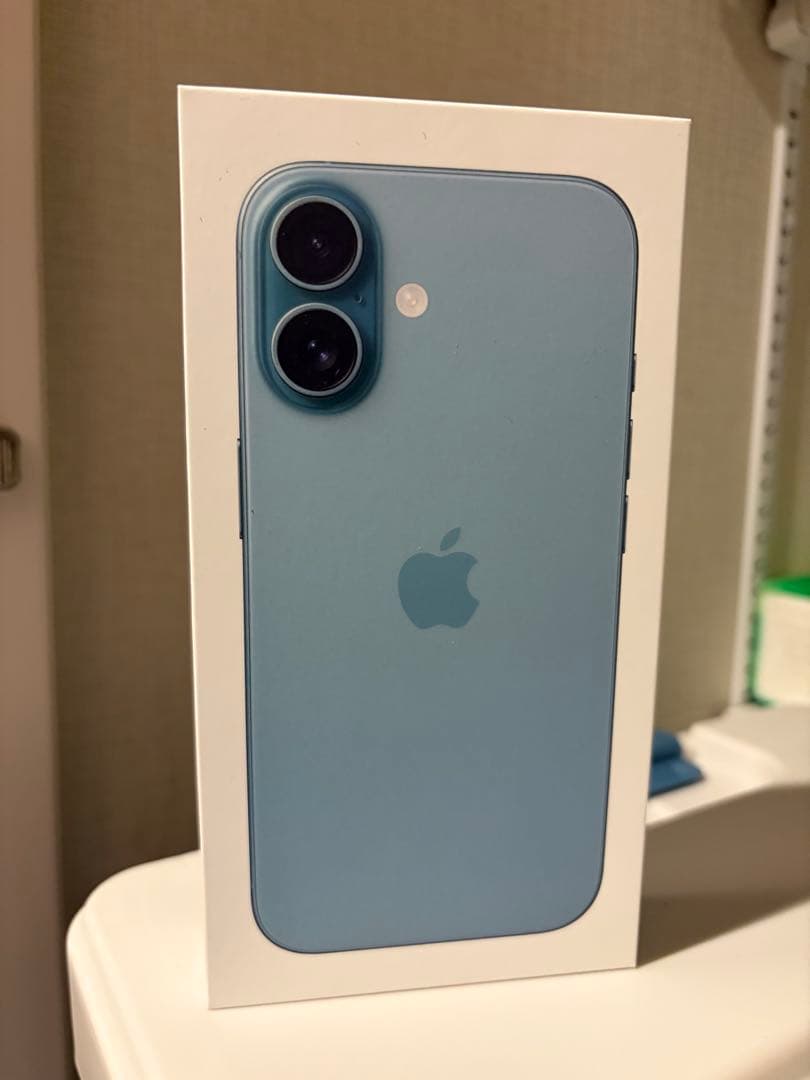 iPhone16 ティール本体　128GB