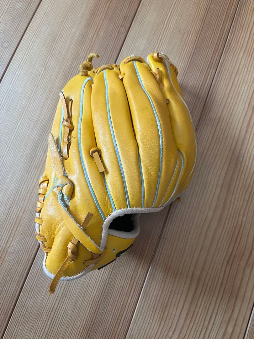 Mizuno PRO MODEL 軟式グローブ イエロー