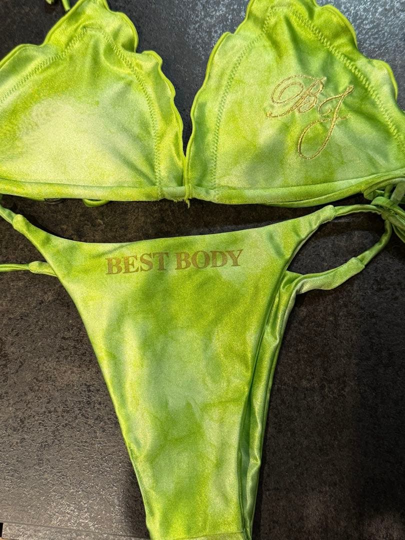 グリーンマーブル完売品ベストボディジャパン