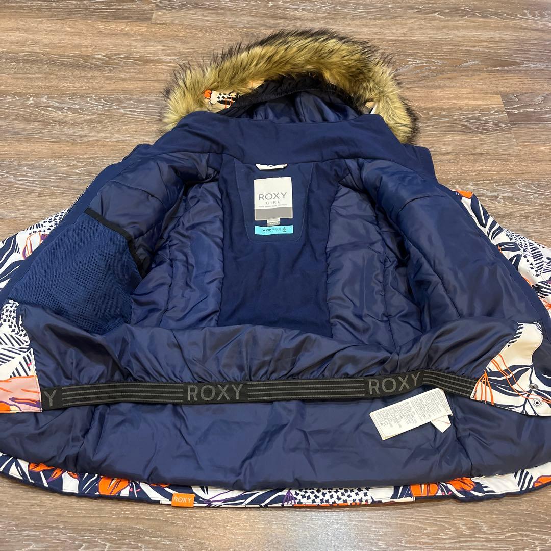 ROXY キッズ ウェア　未使用　130から140 ボード　女の子　ロキシー