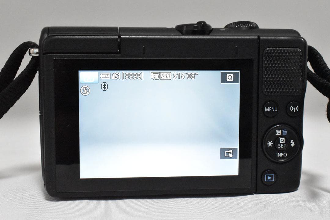 Canon EOS M100 ブラック 15-45mm レンズキット