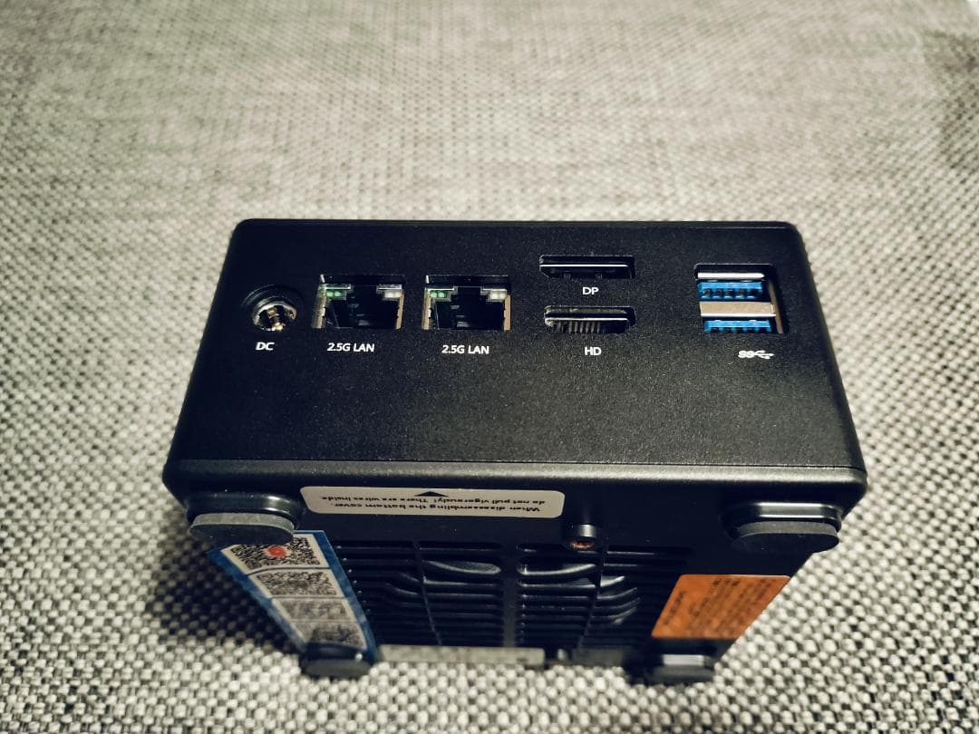 ミニPC Ryzen7 6800H 32GB 512G oculink egpu