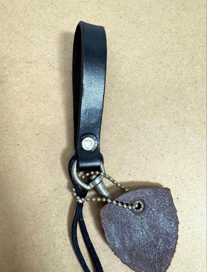 HTC Snap Key Holder red stone 黒レザー