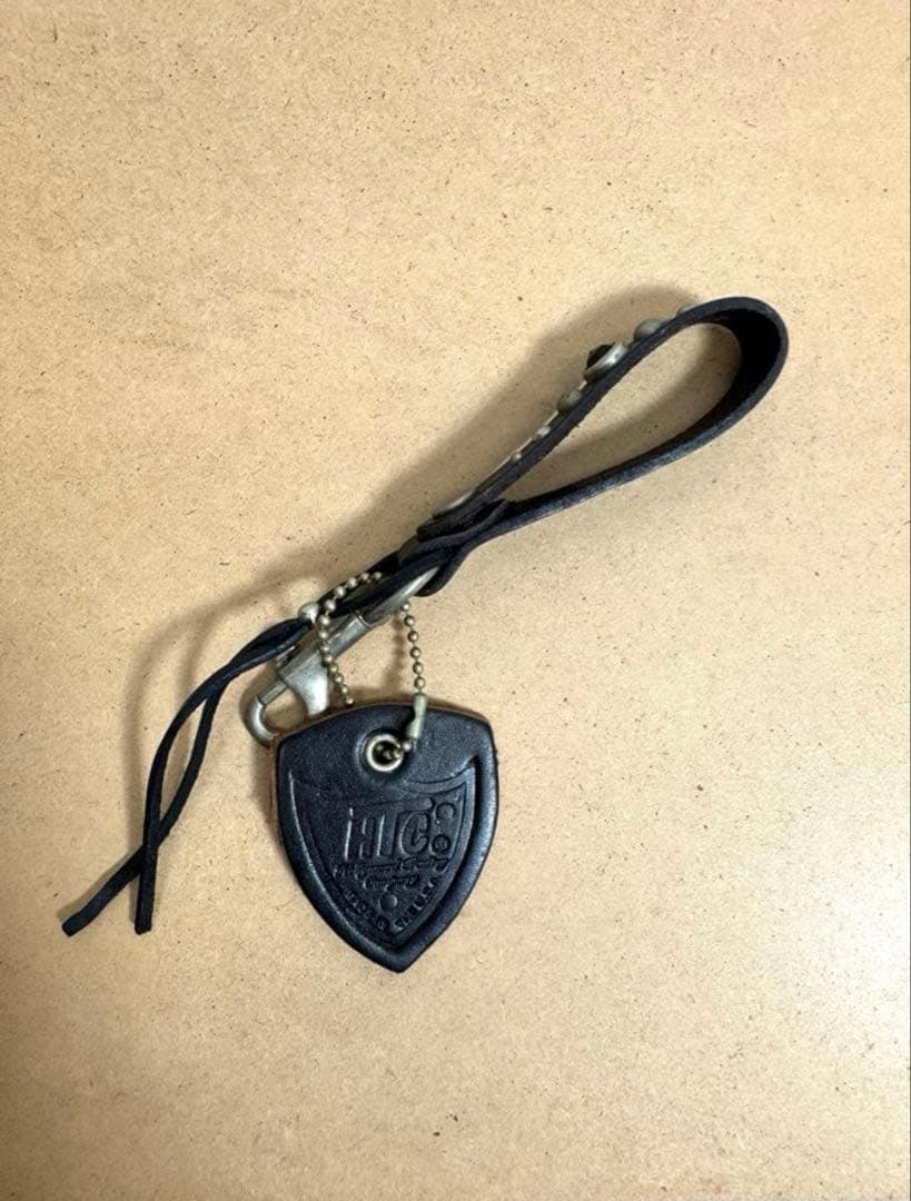 HTC Snap Key Holder red stone 黒レザー