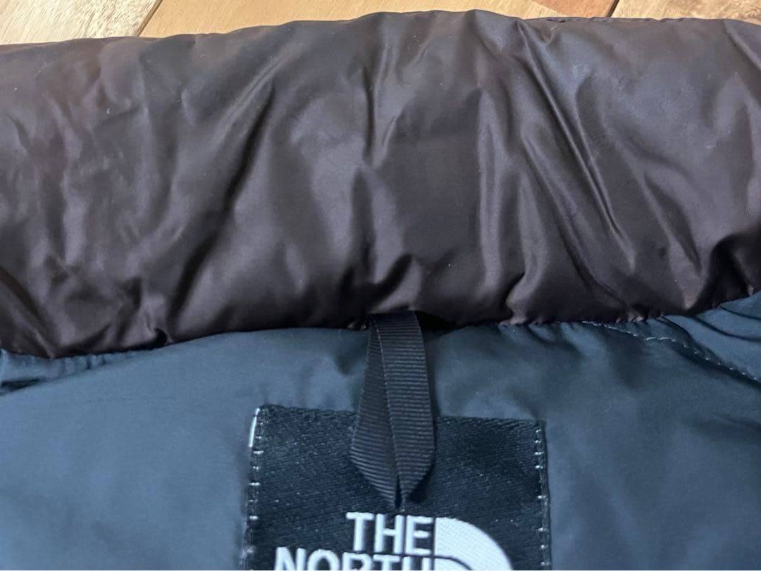 k*.様 極美品　ヌプシ　ノースフェイス　センターロゴ　ブラウン　US 700