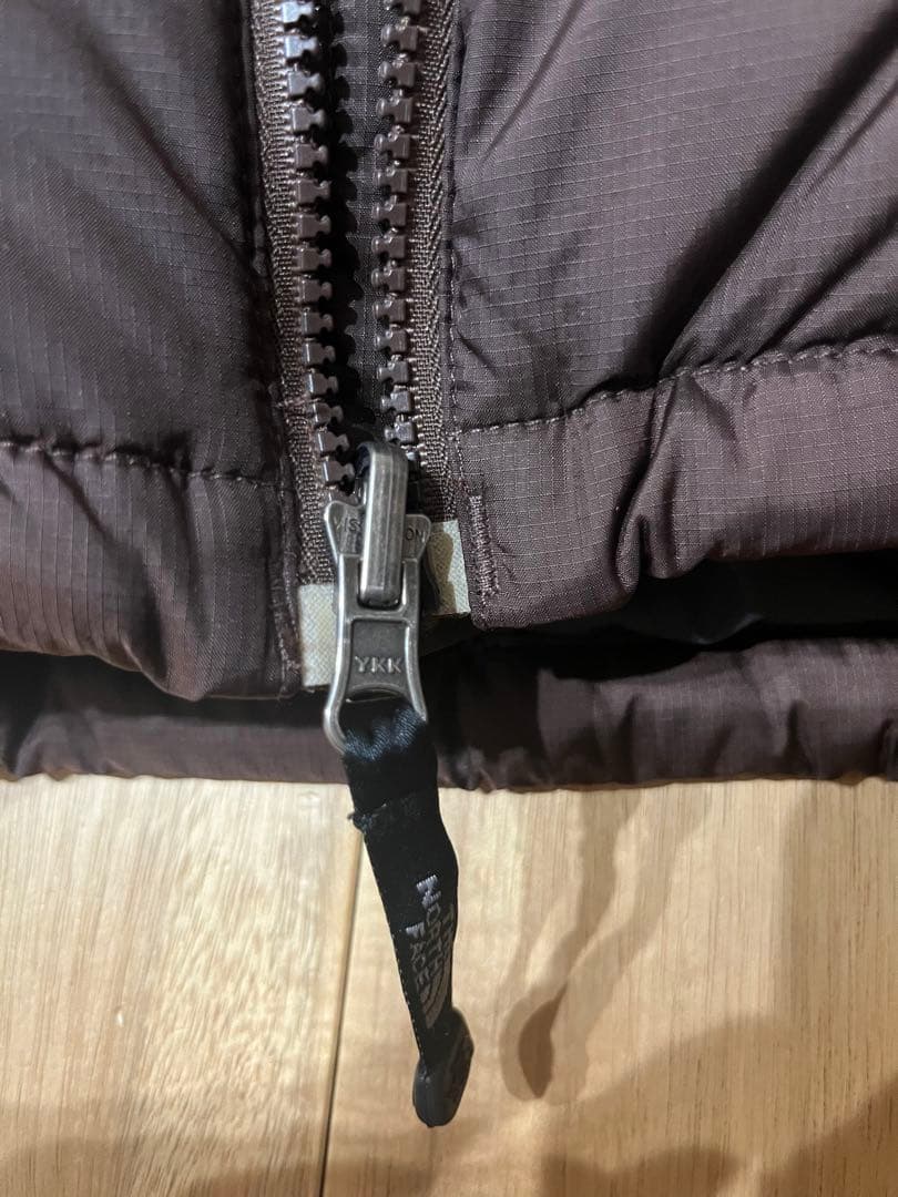 k*.様 極美品　ヌプシ　ノースフェイス　センターロゴ　ブラウン　US 700