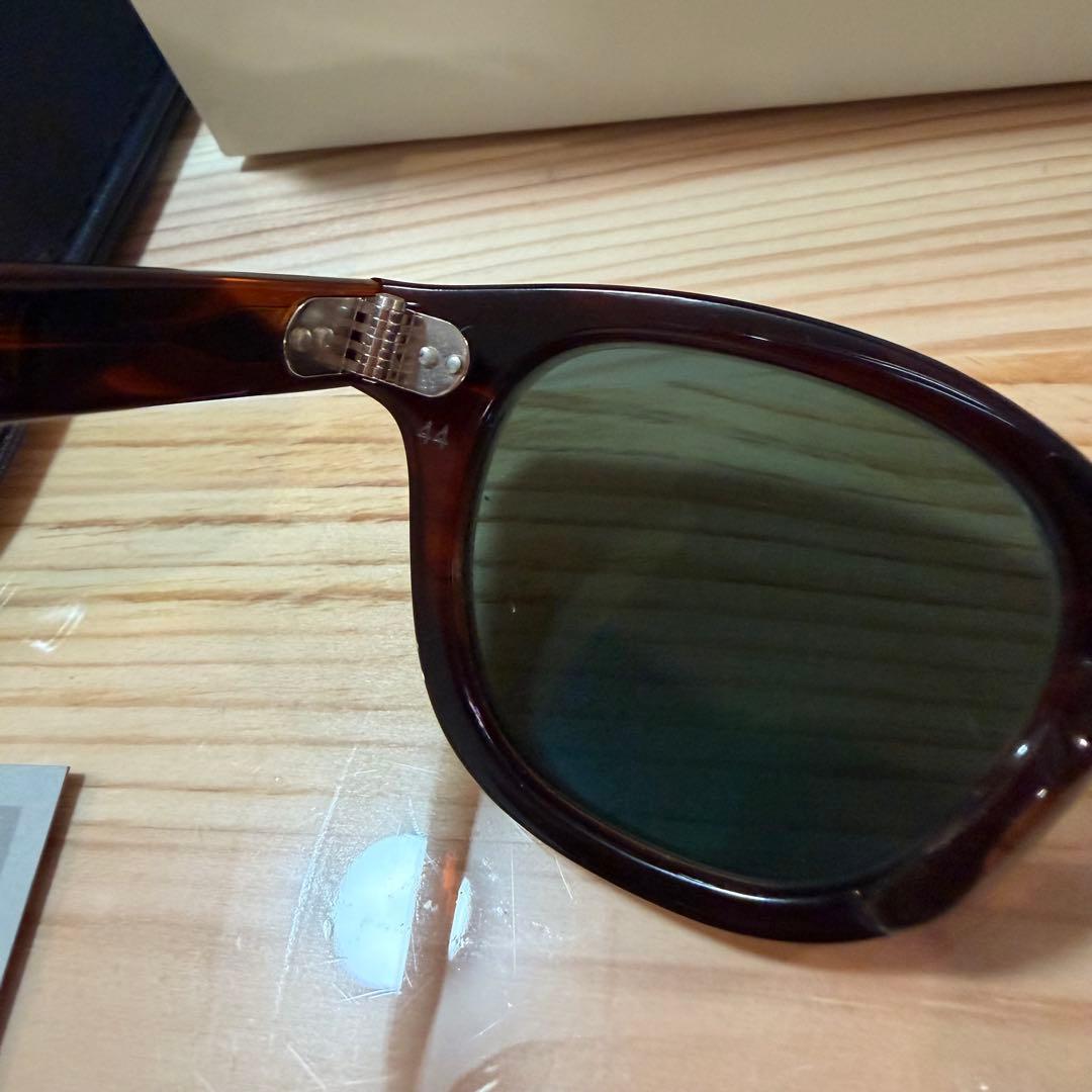 JULIUS TART OPTICAL AMBER ar サングラス