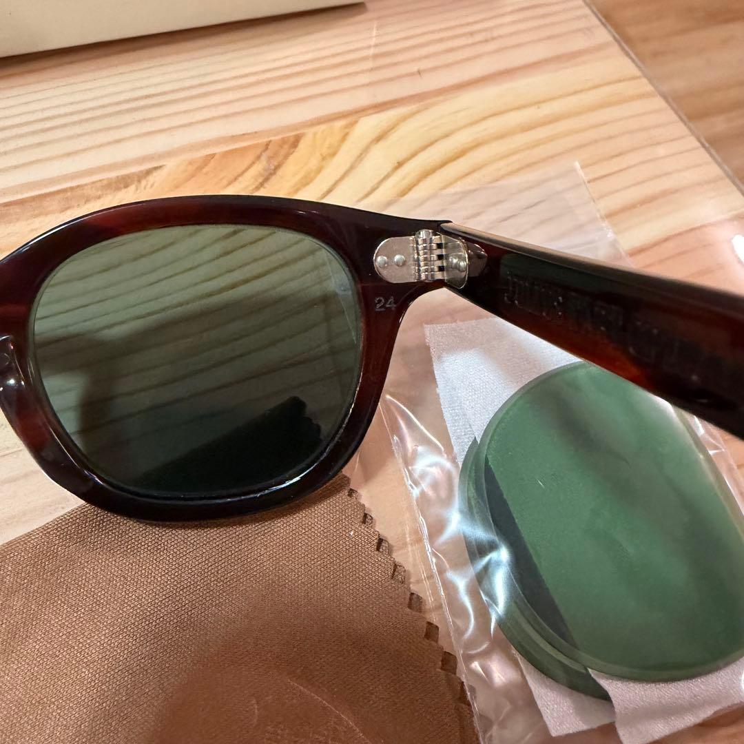 JULIUS TART OPTICAL AMBER ar サングラス