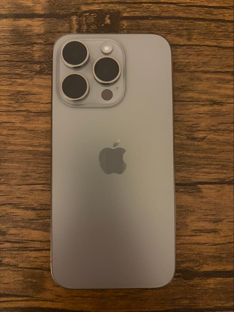 iPhone15Pro 本体　ナチュラルチタニウム　128GB