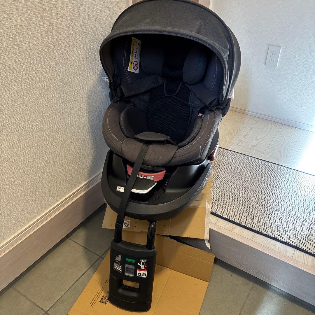 エールべべ　クルット4s プレミアムⅡ ナチュラルダークグレー　チャイルドシート