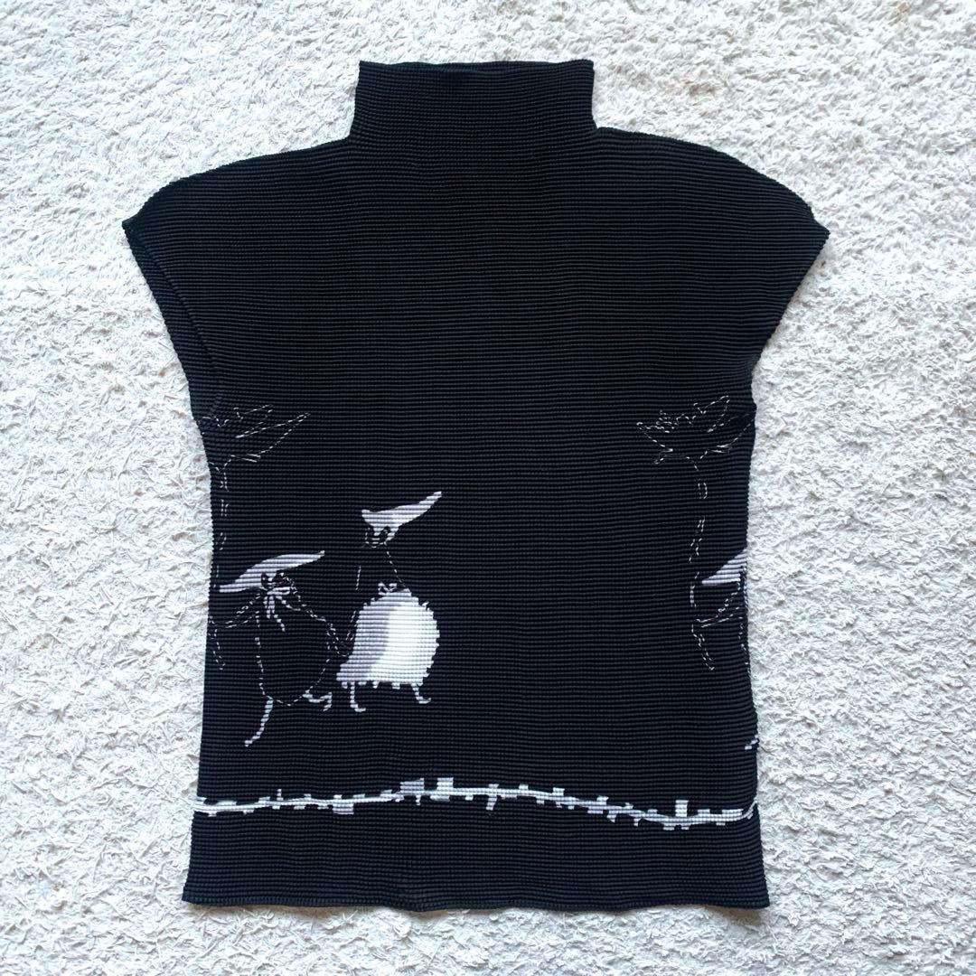 me by ISSEY MIYAKE ハイネック　カットソー