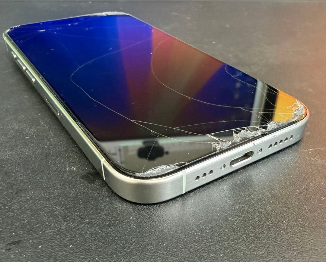 iPhone15 pro 256GB ホワイト （SIMフリー）