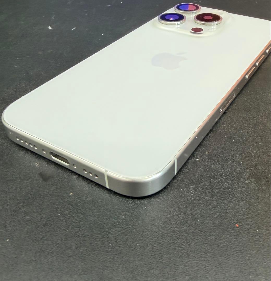 iPhone15 pro 256GB ホワイト （SIMフリー）