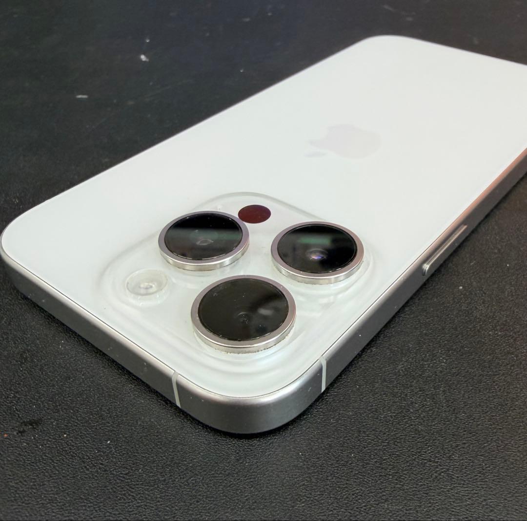 iPhone15 pro 256GB ホワイト （SIMフリー）