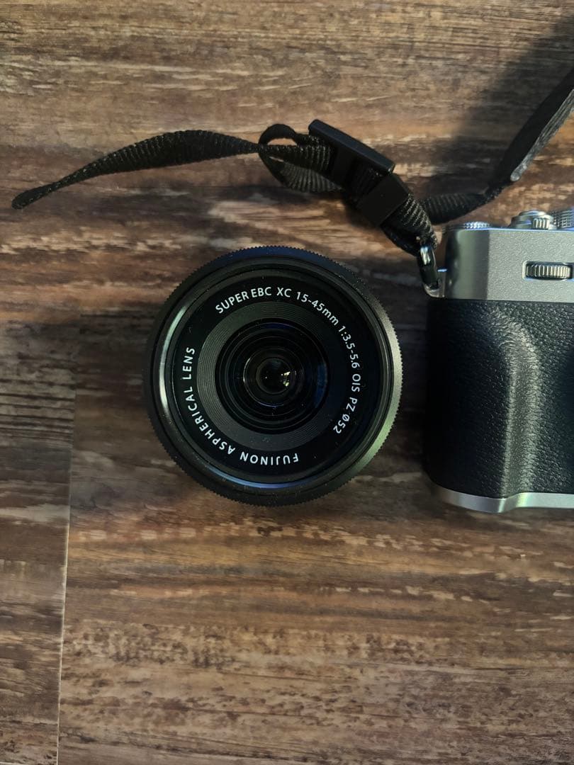 デジタルカメラ FUJIFILM XT30II XC15-45mm