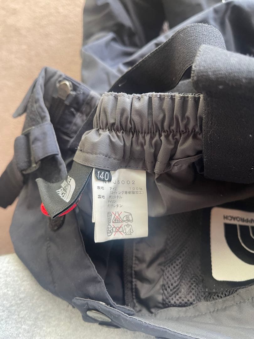 ノースフェイス★キッズ140 スキースノボ　ブラック