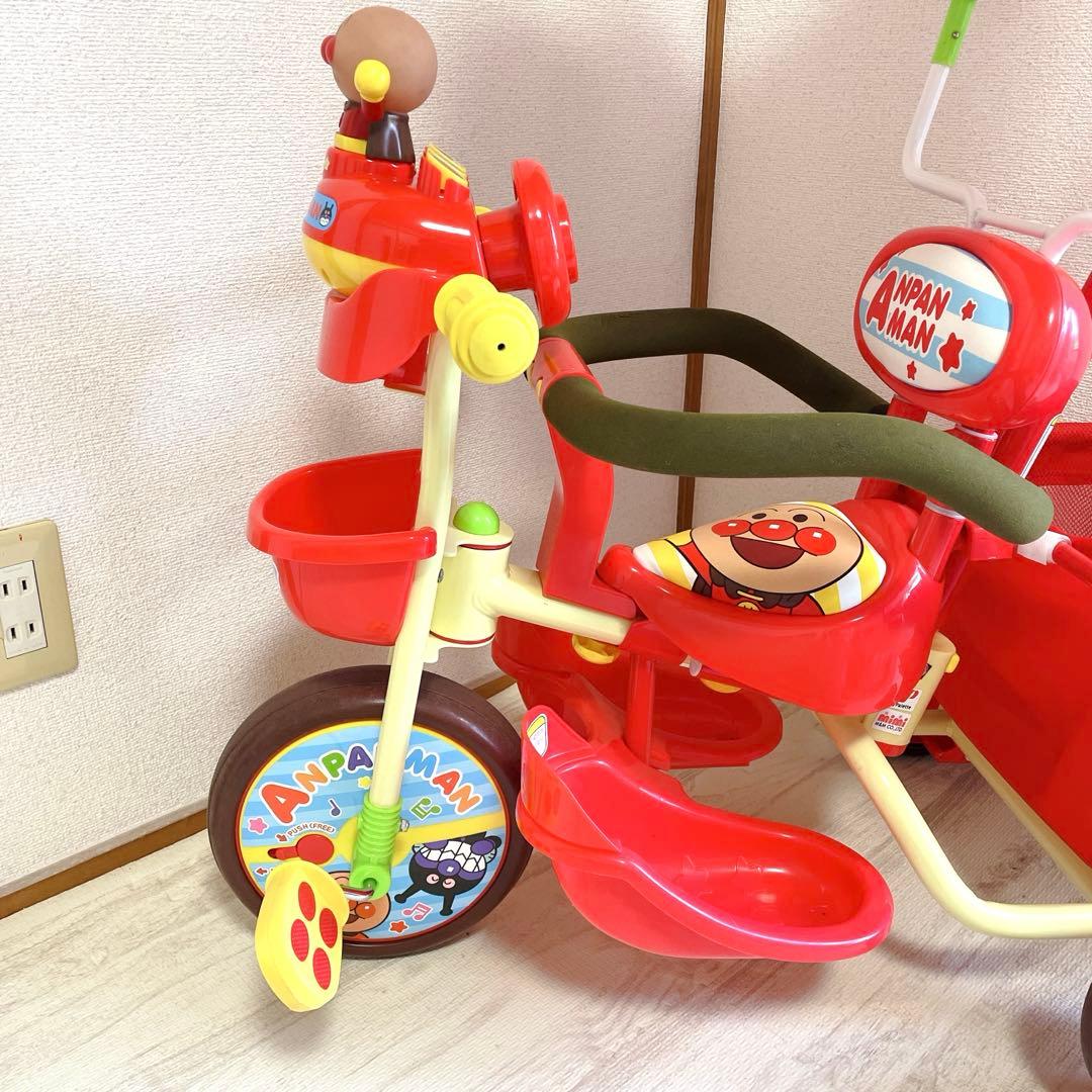 美品 エム・アンド・エム それいけ！アンパンマン デラックスII 三輪車 レッド