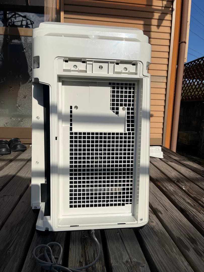 SHARP加湿空気清浄機プラズマクラスター2020年製KC-L50-W