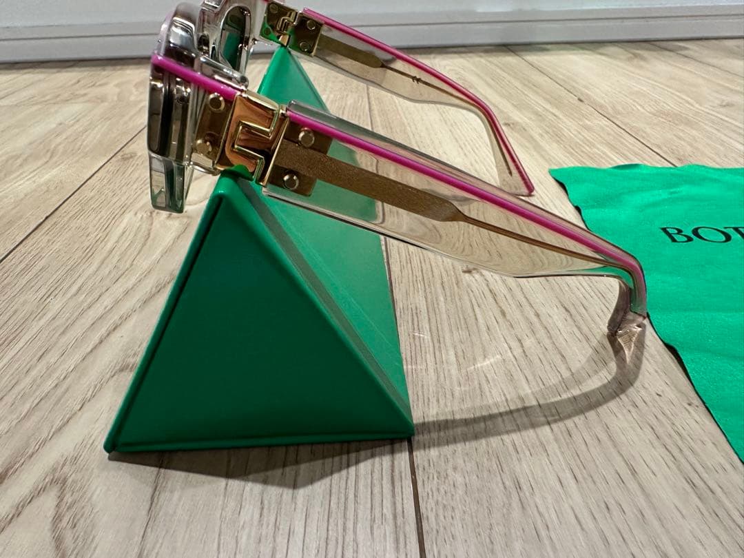 Bottega Veneta サングラス クリア/ピンク