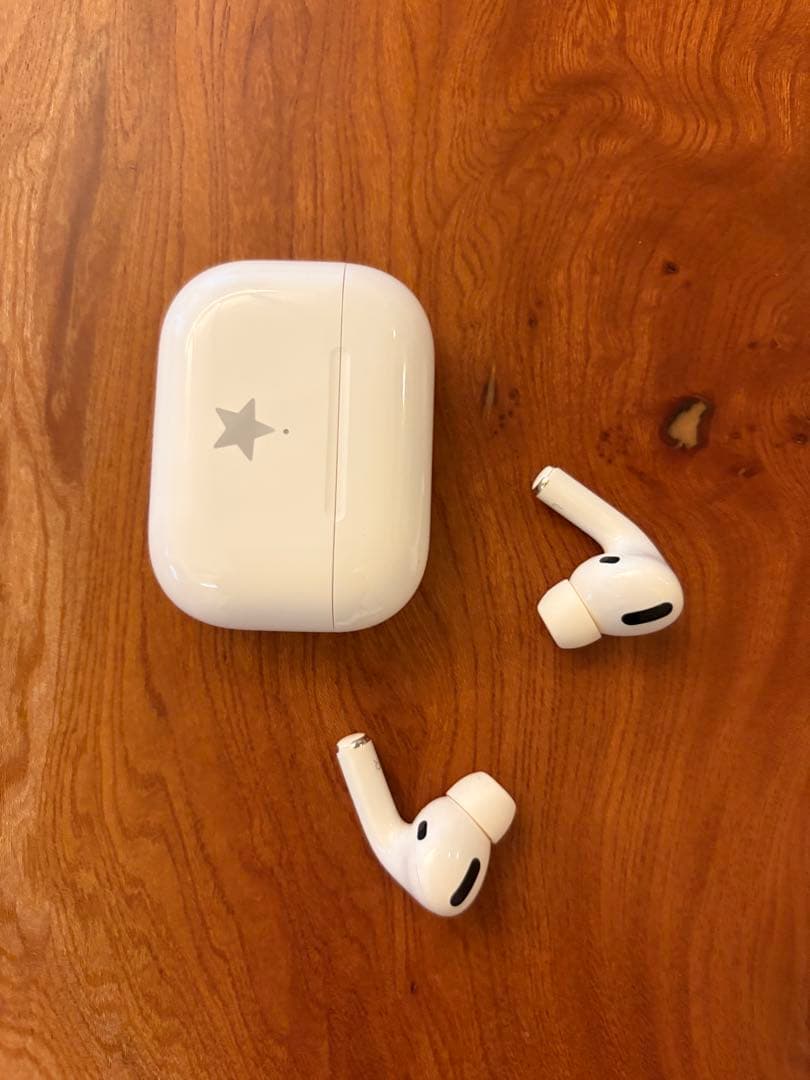 AirPods Pro 本体 充電ケース付き　第二世代