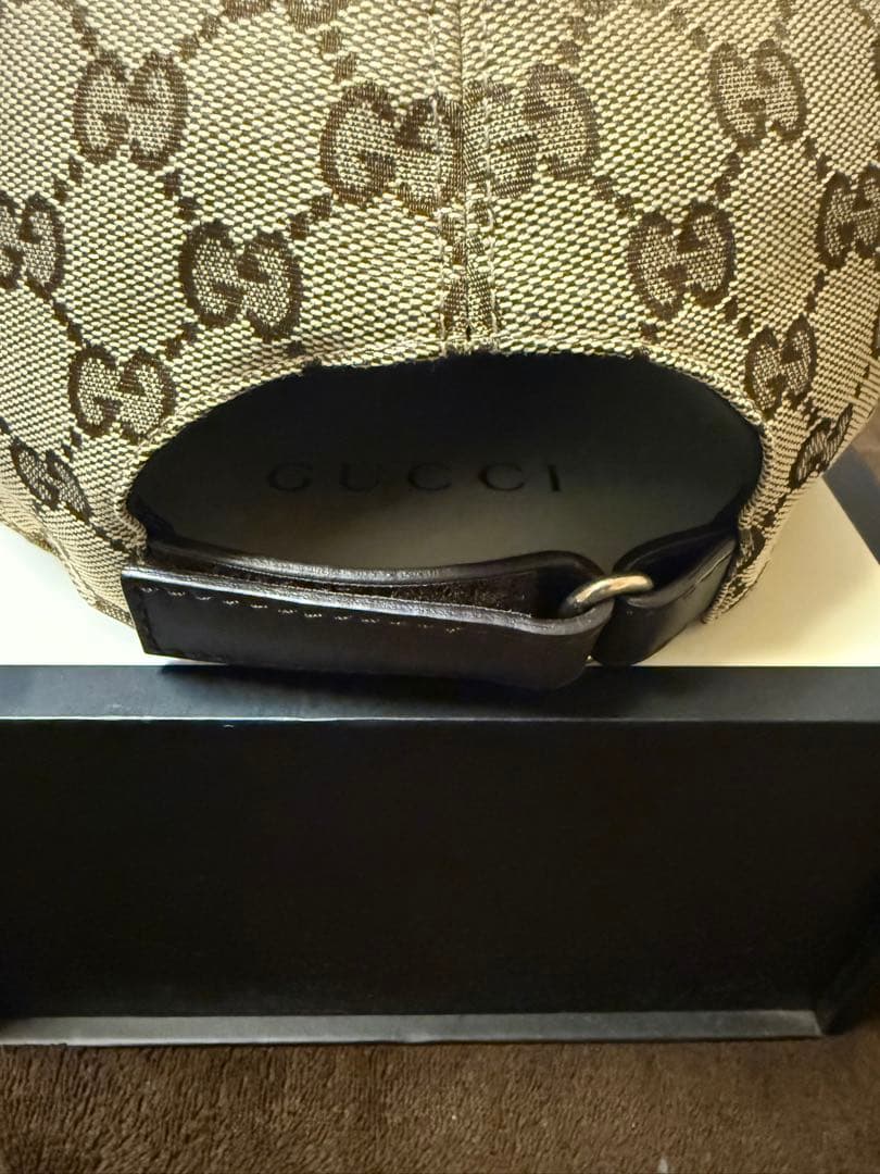 GUCCI GGキャンバス　ベースボールキャップ　ベージュ