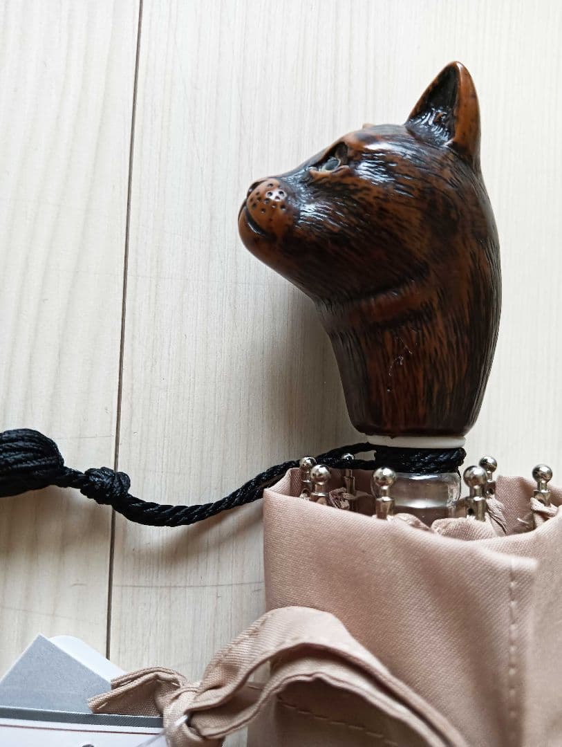 ★新価格★ Guy de jean 折り畳み傘 雨/日傘兼用：ネコ