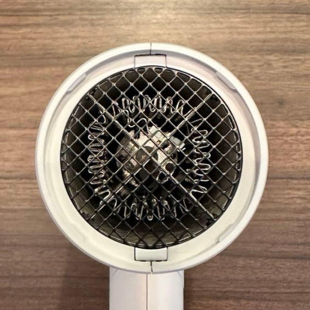 SALONIA スムースシャイン ヘアドライヤー ホワイト ほぼ未使用