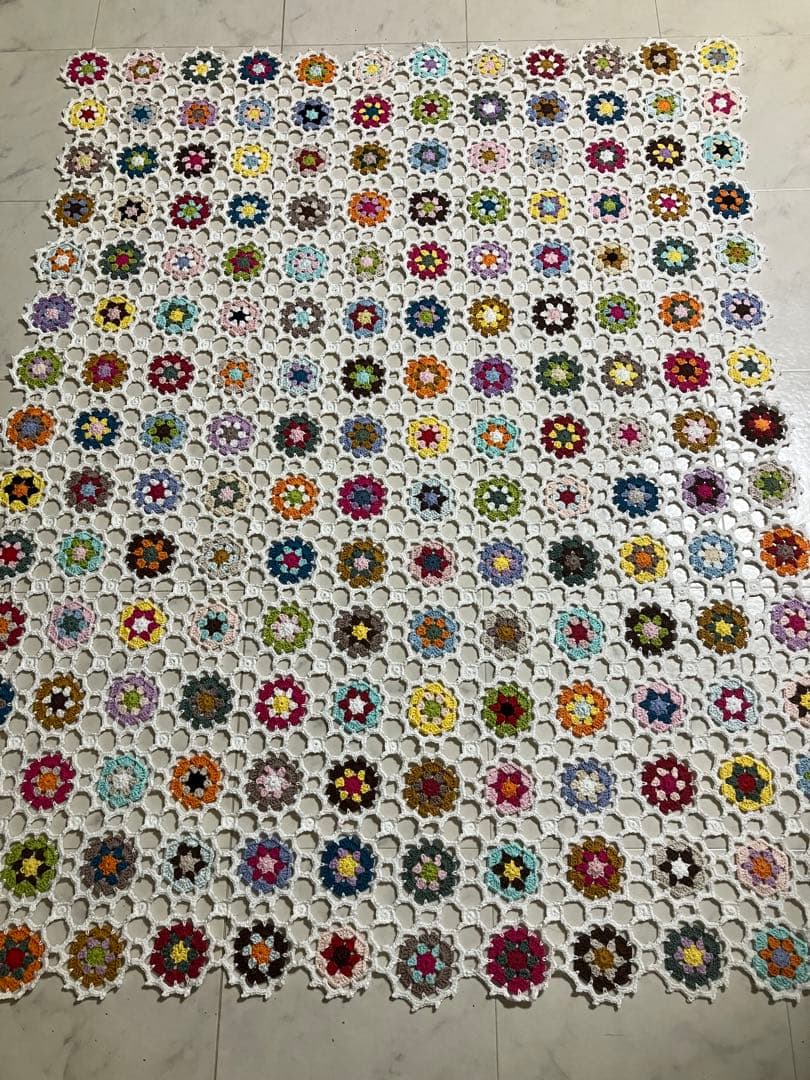 ソファーカバー　ベットカバー　大判ブランケット　マルチカバー　手編み　ハンドメイ