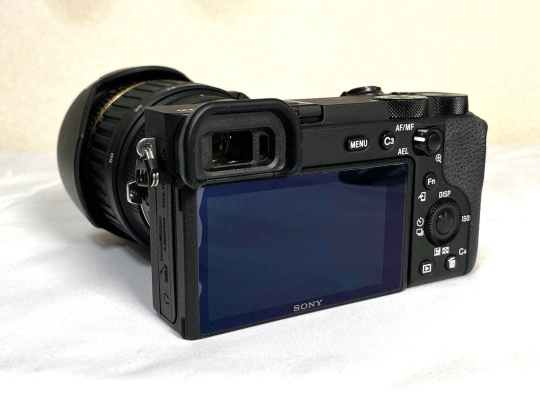 SONY α6600 Tamron f2.8ズームレンズ SDカード64GB