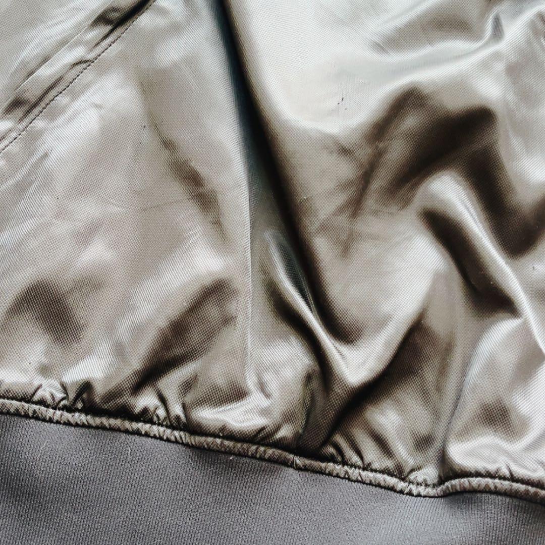 パーリーゲイツ 蓄熱裏地　スニード　ジャケット　黒　ブラック　ブルー