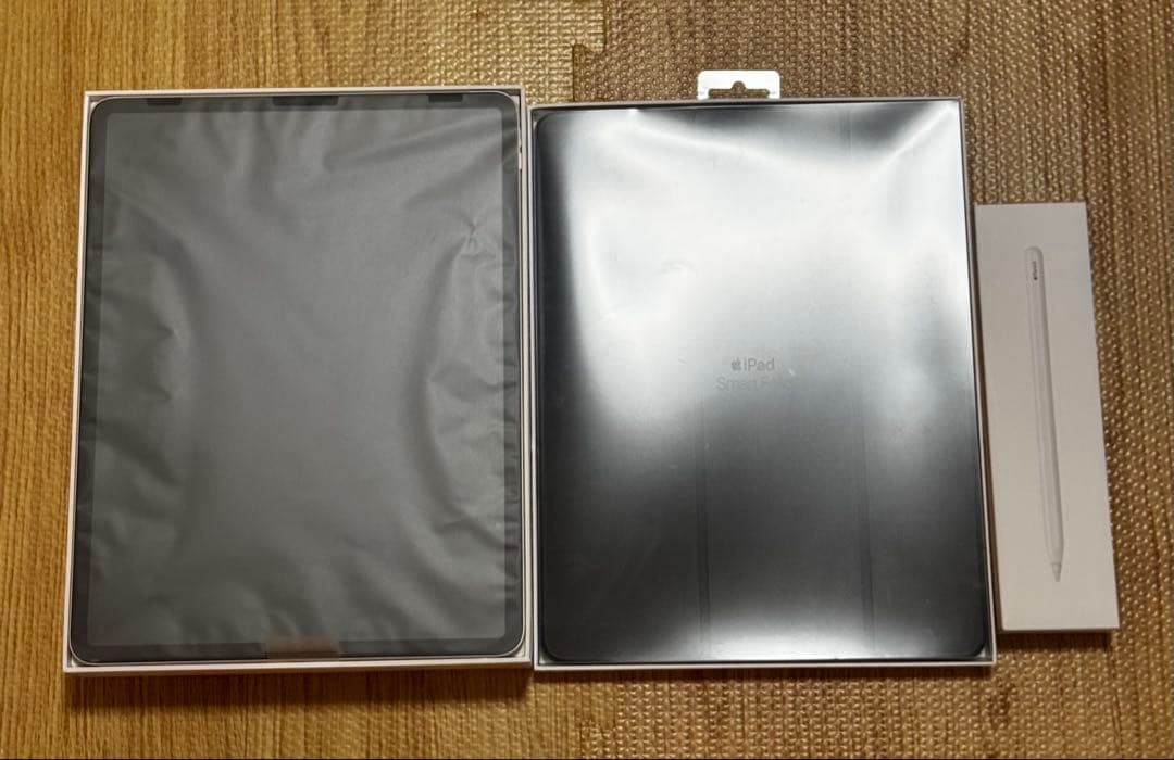 iPad Pro 12.9 第4世代 256GB シルバー 純正付属品付き