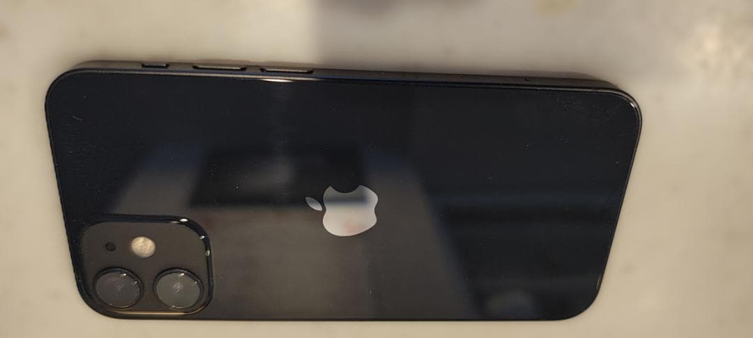 Apple iPhone 12 mini 128GB ブラック 中古　電池83％