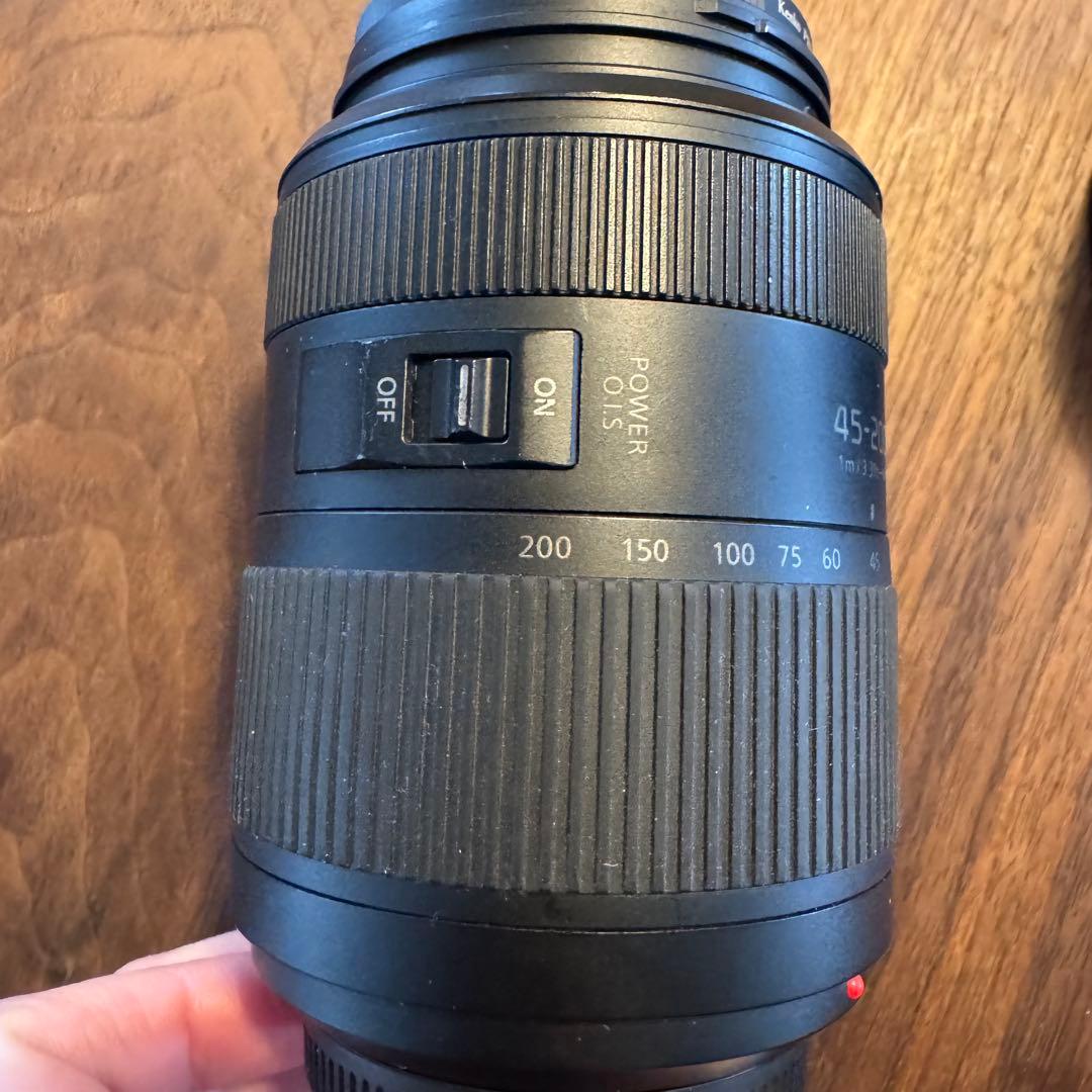 LUMIX G VARIO 45-200mm F4.0-5.6 ズームレンズ