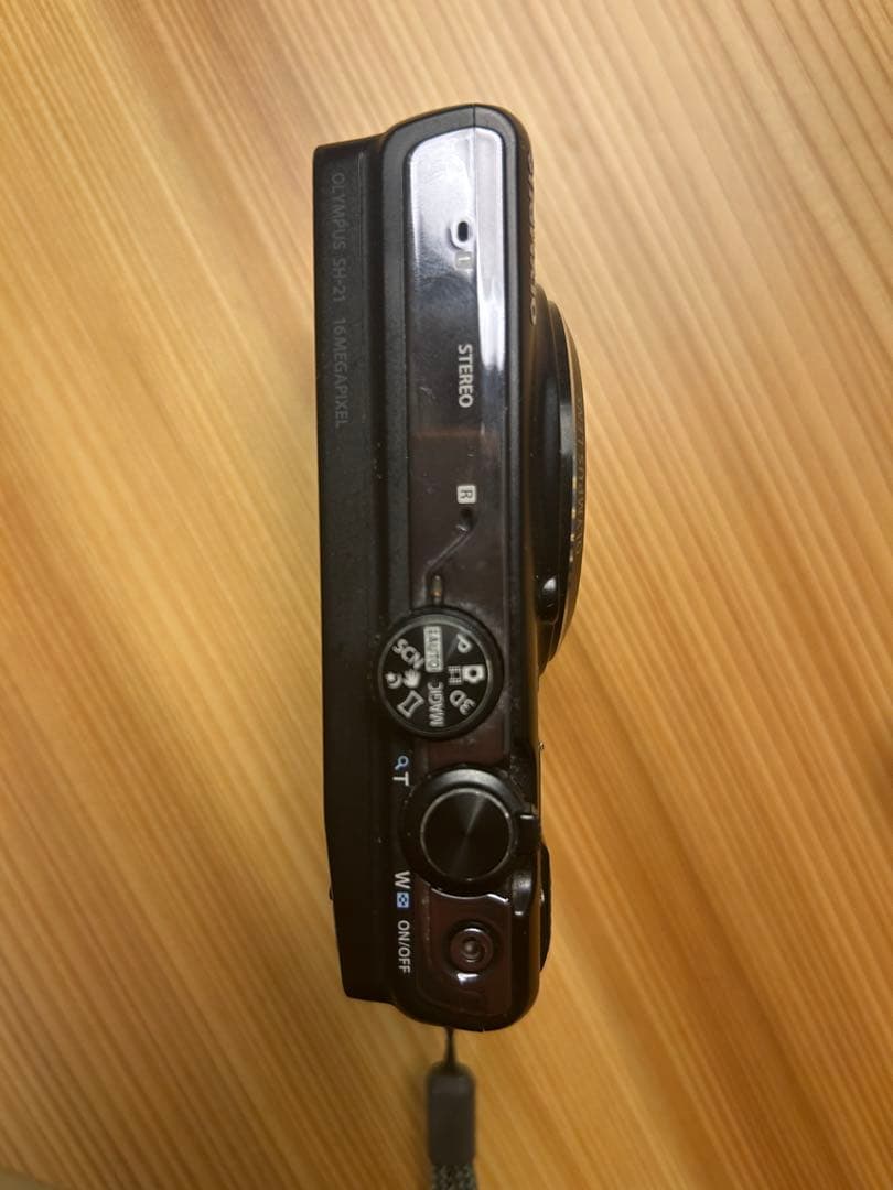 OLYMPUS コンパクトデジタルカメラ SH-21