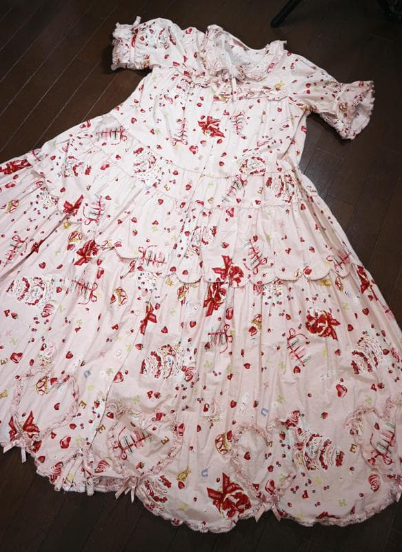 な*お様 ピンクハウス♡アニバーサリーケーキ♡パフスリーブワンピース