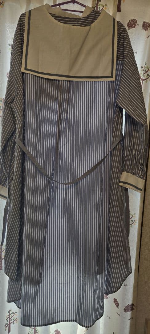 グラニフ 明石さんのワンピース