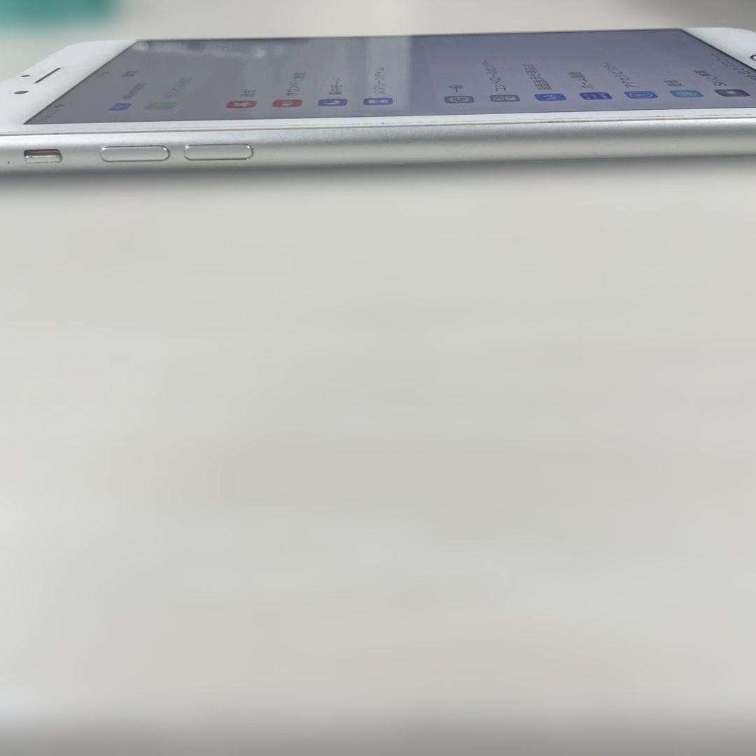 Apple iPhone 8 Plus 64GB SIMフリー