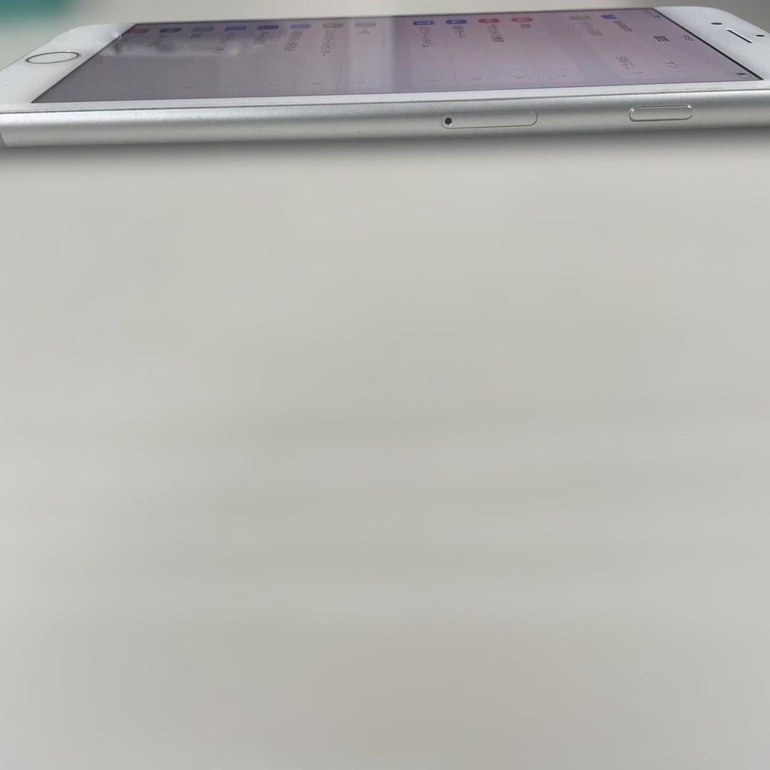 Apple iPhone 8 Plus 64GB SIMフリー