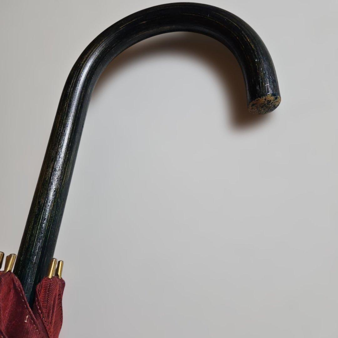 赤い模様入り長傘