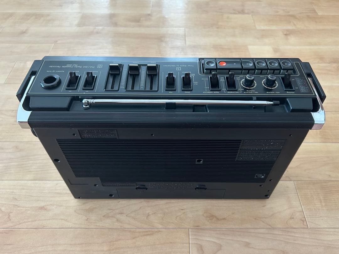 ラジオ・コンポ National RQ-568