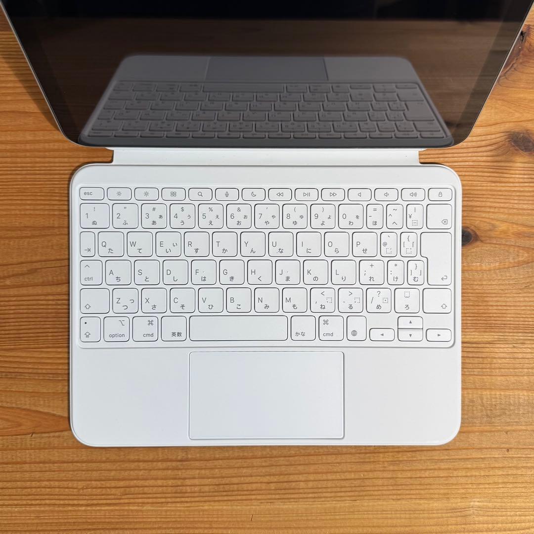 iPad 11inch 128GB A16 マジックキーボード