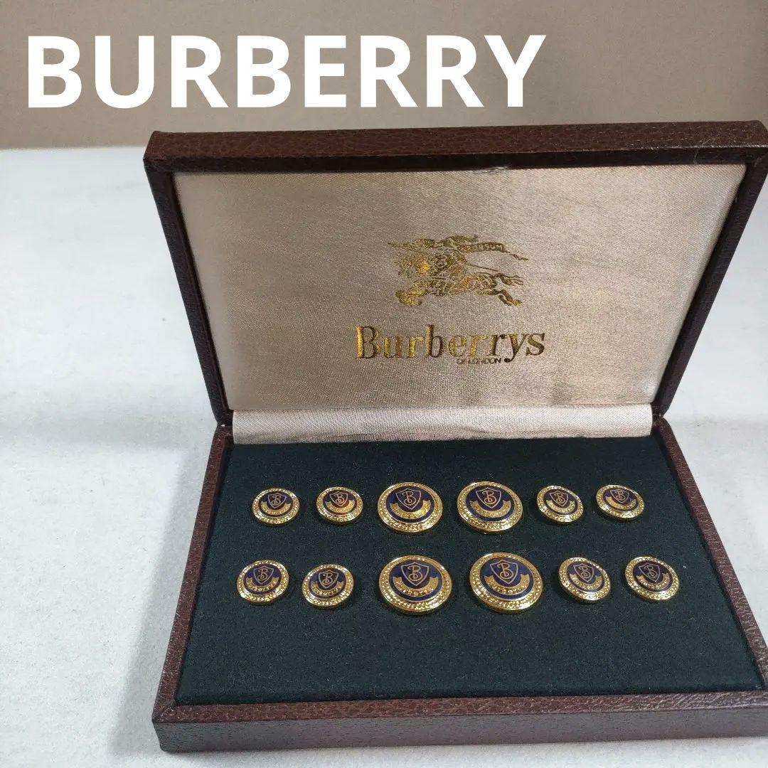 P3　未使用 バーバリー　BURBERRY　ボタン　金