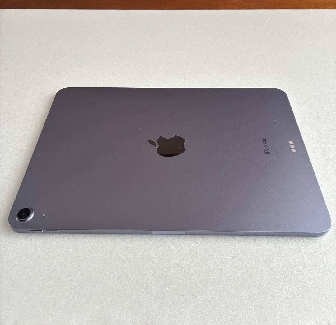 kenken iPad Air (第5世代) Wi-Fi 64GB ブルー